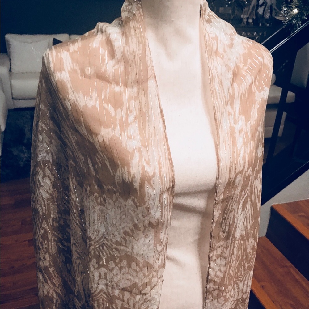 Collection 18 Cottage Cream Scarf - Picture 5 of 8